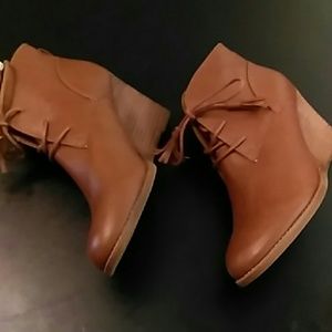 Ankle boots